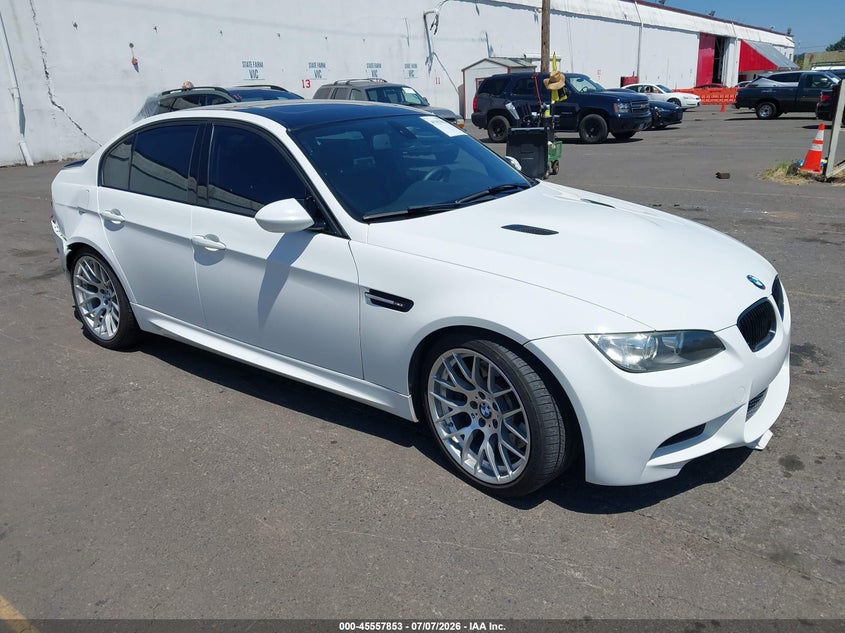 2011 BMW M3 VIN WBSPM9C54BE202935 — IAAI salvage auction photo