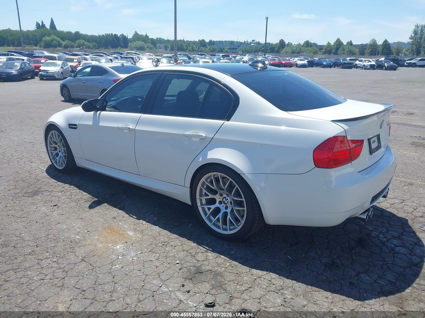 2011 BMW M3 VIN WBSPM9C54BE202935 IAAI salvage auction — RIGHT REAR, Salvage (Oregon), sold $17,300 on 2026-08-27 (photo 3)