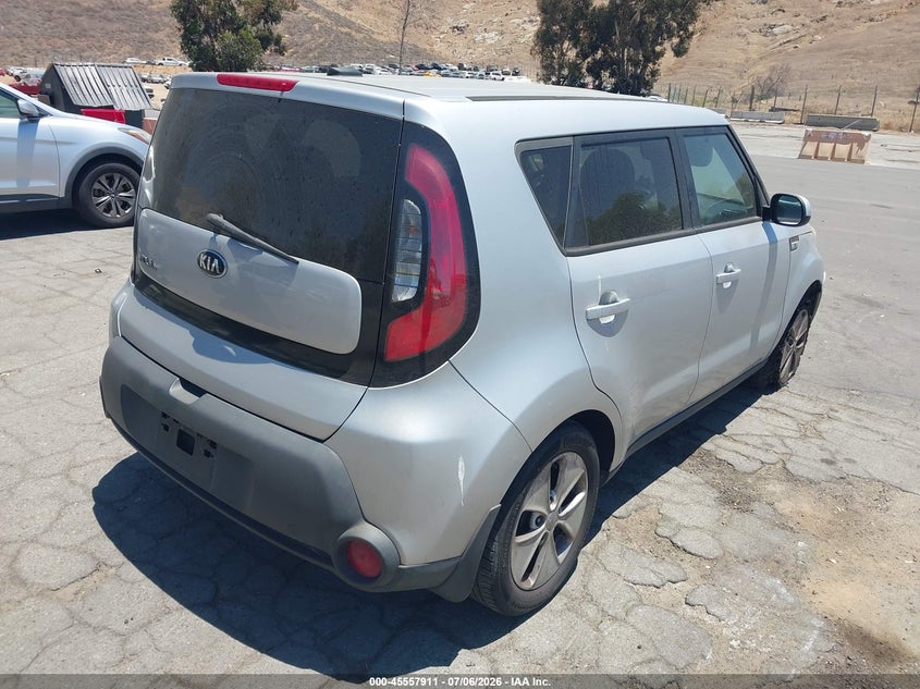 2016 Kia Soul VIN KNDJN2A28G7822936 IAAI salvage auction — NORMAL WEAR, Salvage Title - Dealer (California), sold $975 on 2026-07-28 (photo 4)