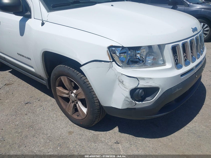 2011 Jeep Compass VIN 1J4NT1FA4BD243187 IAAI salvage auction — NORMAL WEAR, Clear (Washington), sold $825 on 2026-08-01 (photo 6)
