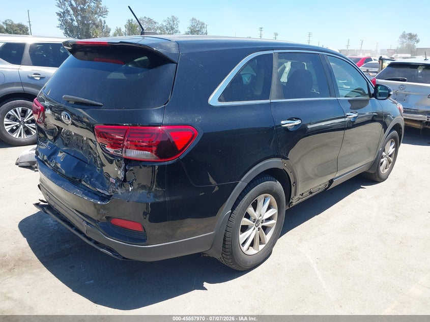 2019 Kia Sorento VIN 5XYPG4A37KG593489 IAAI salvage auction — REAR END, Salvage (California), sold $4,050 on 2026-07-22 (photo 4)