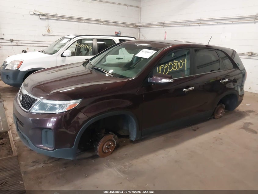 2015 Kia Sorento VIN 5XYKT3A67FG621839 IAAI salvage auction — NORMAL WEAR, Clear (Minnesota), sold $925 on 2026-07-15 (photo 2)
