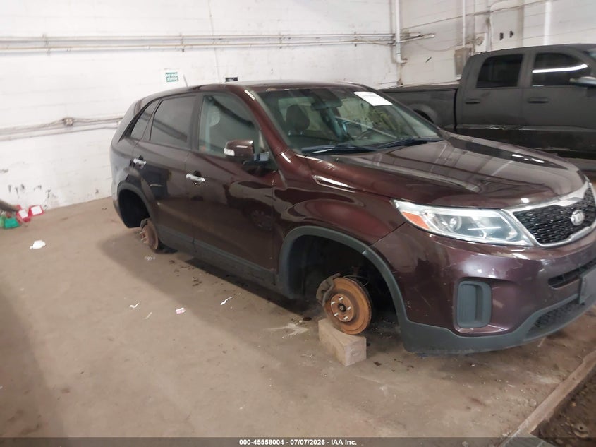 2015 Kia Sorento VIN 5XYKT3A67FG621839 IAAI salvage auction — NORMAL WEAR, Clear (Minnesota), sold $925 on 2026-07-15 (photo 6)