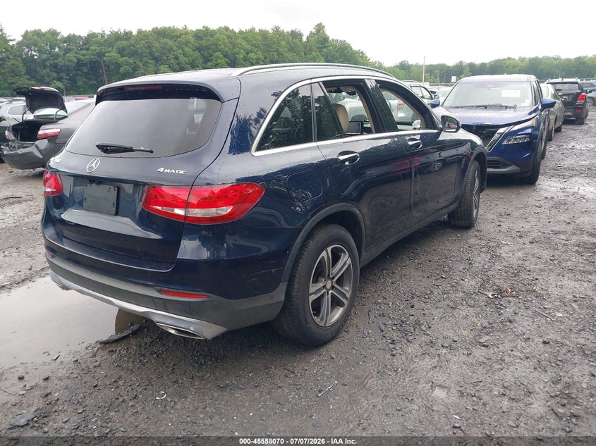2016 Mercedes-benz Glc VIN WDC0G4KB9GF052276 IAAI salvage auction — NORMAL WEAR, Clear (New York), sold $3,025 on 2026-07-28 (photo 4)