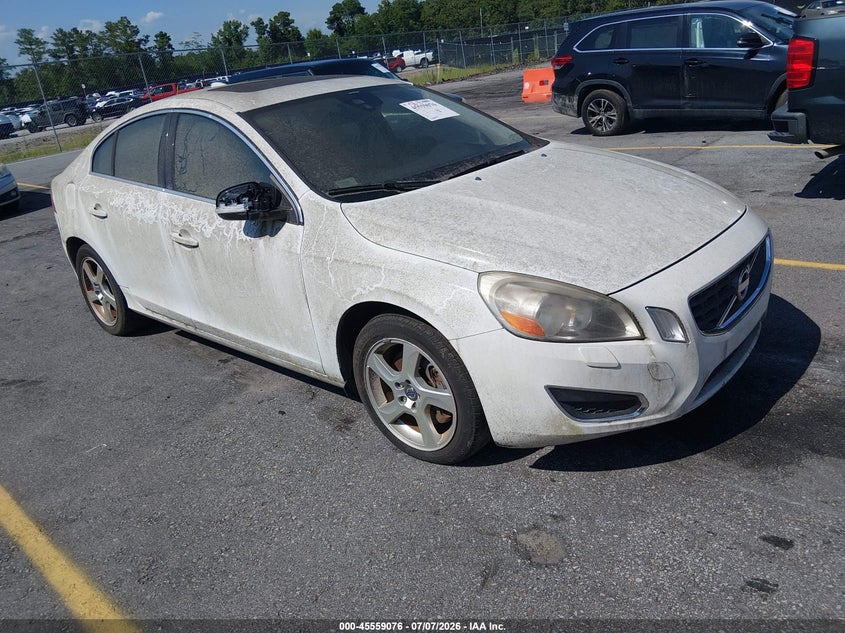 2013 Volvo S60 VIN YV1612FS2D2180730 IAAI salvage auction — NORMAL WEAR, Clear (South Carolina), sold $2,950 on 2026-07-15 (photo 1)