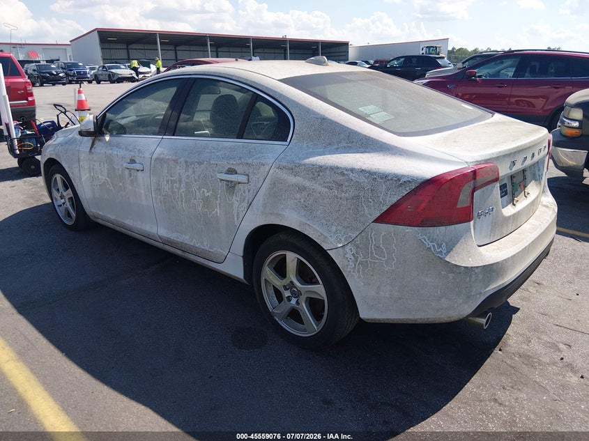 2013 Volvo S60 VIN YV1612FS2D2180730 IAAI salvage auction — NORMAL WEAR, Clear (South Carolina), sold $2,950 on 2026-07-15 (photo 3)