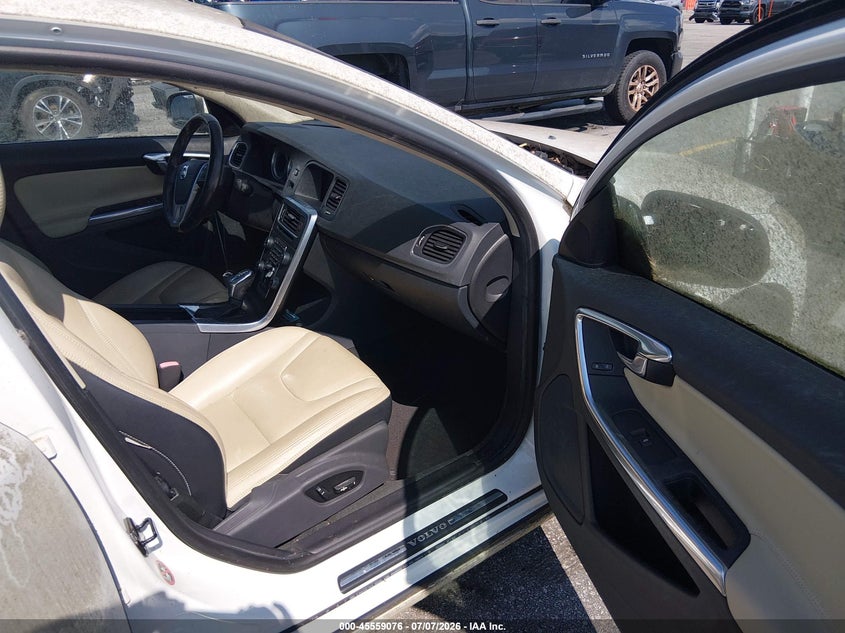 2013 Volvo S60 VIN YV1612FS2D2180730 IAAI salvage auction — NORMAL WEAR, Clear (South Carolina), sold $2,950 on 2026-07-15 (photo 5)