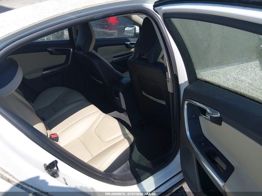 2013 Volvo S60 VIN YV1612FS2D2180730 IAAI salvage auction — NORMAL WEAR, Clear (South Carolina), sold $2,950 on 2026-07-15 (photo 8)
