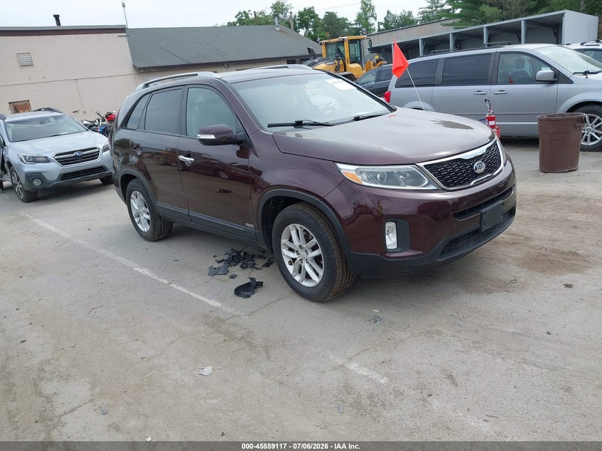 2015 Kia Sorento VIN 5XYKTCA6XFG604629 IAAI salvage auction — NORMAL WEAR, Original (New Hampshire), sold $1,150 on 2026-07-29 (photo 1)