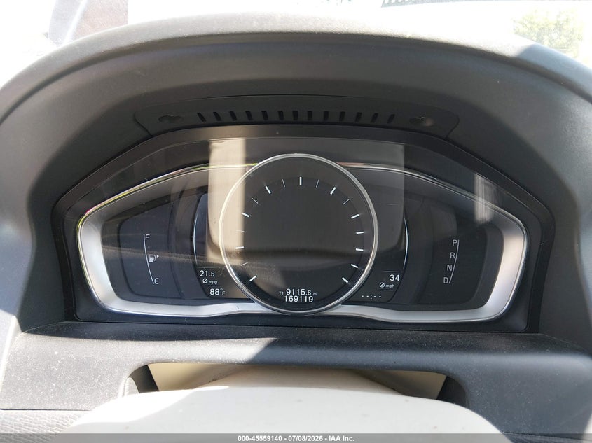 2015 Volvo Xc60 VIN YV4612RK7F2739447 IAAI salvage auction — NORMAL WEAR, Clear (New York), sold $600 on 2026-07-19 (photo 7)