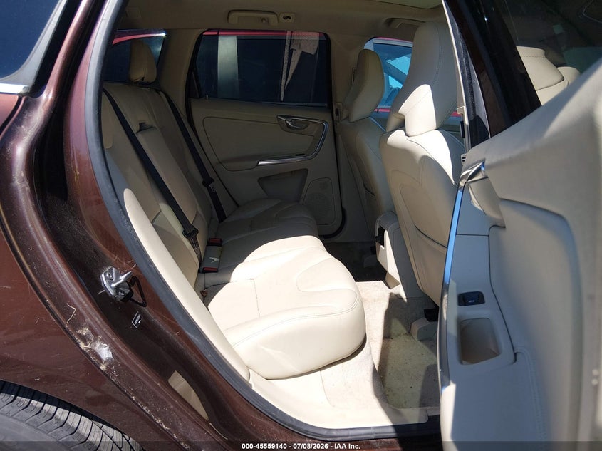 2015 Volvo Xc60 VIN YV4612RK7F2739447 IAAI salvage auction — NORMAL WEAR, Clear (New York), sold $600 on 2026-07-19 (photo 8)