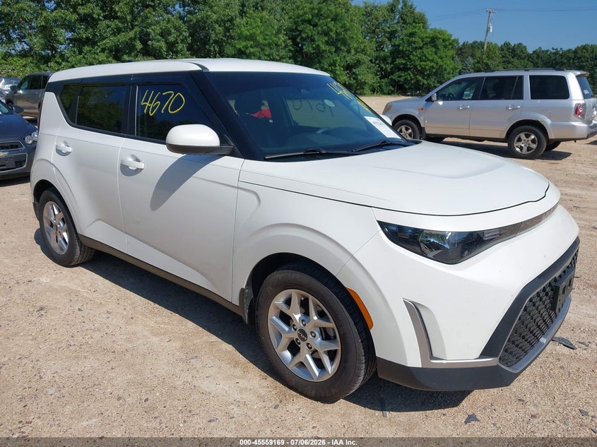 2024 Kia Soul VIN KNDJ23AU1R7227350 IAAI salvage auction — HAIL, Wait Title, sold $7,900 on 2026-08-19 (photo 1)