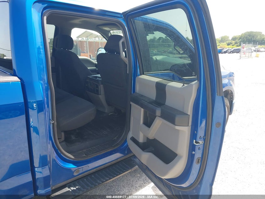 2017 Ford F-150 VIN 1FTEW1CP5HKE06018 IAAI salvage auction — RIGHT SIDE, Salvage Title, sold $6,250 on 2026-07-31 (photo 8)