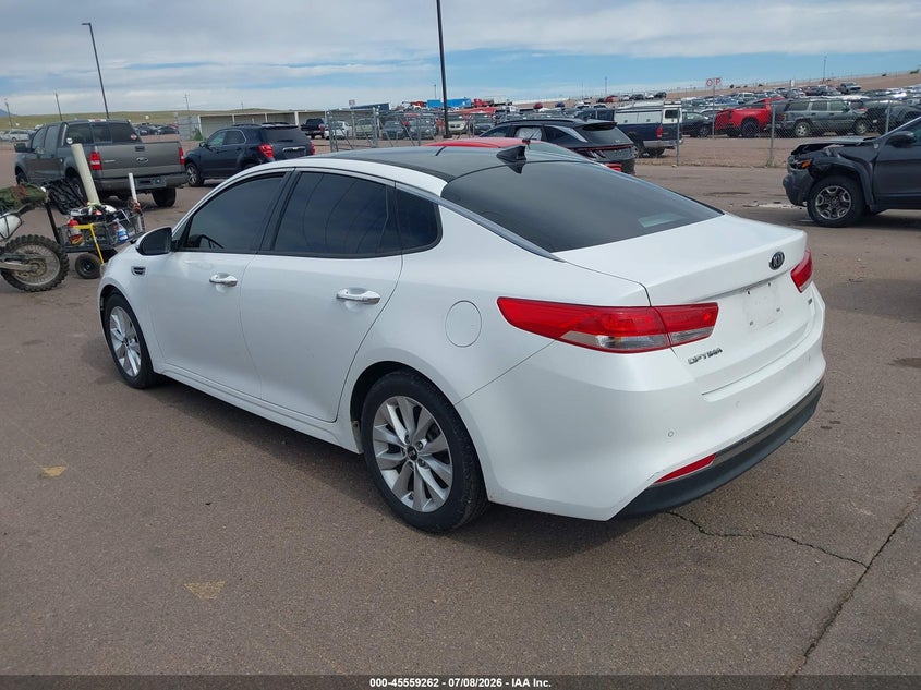 2017 Kia Optima VIN 5XXGU4L33HG175482 IAAI salvage auction — FRONT END, Salvage (Colorado), sold $1,750 on 2026-08-22 (photo 3)