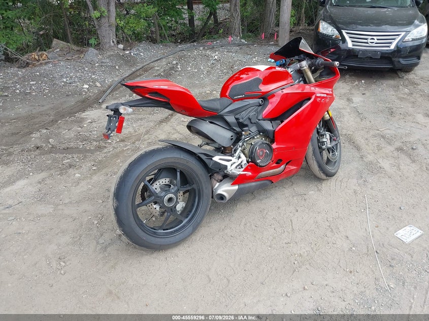 2016 Ducati Panigale VIN ZDM14BYW9GB003740 IAAI salvage auction — THEFT, Salvage Title, sold $7,100 on 2026-08-25 (photo 4)