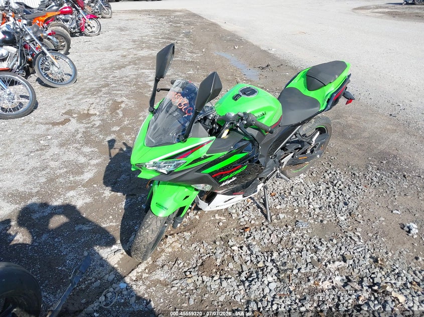 2022 Kawasaki Ninja VIN JKAEXKG1XNDAG8410 IAAI salvage auction — LEFT & RIGHT, Mv-907A (New York), sold $825 on 2026-07-21 (photo 2)