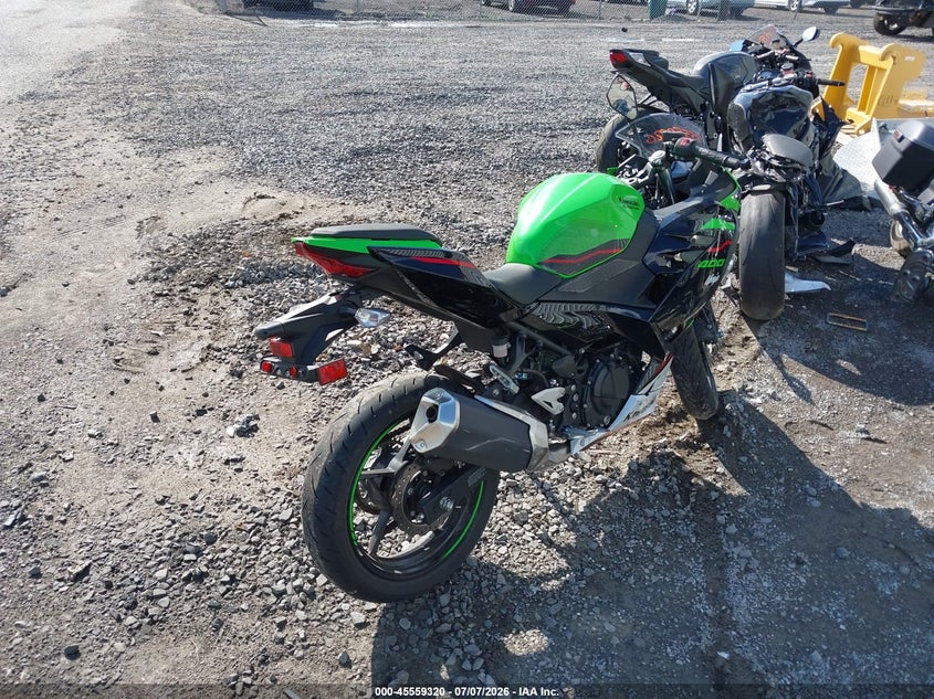 2022 Kawasaki Ninja VIN JKAEXKG1XNDAG8410 IAAI salvage auction — LEFT & RIGHT, Mv-907A (New York), sold $825 on 2026-07-21 (photo 4)