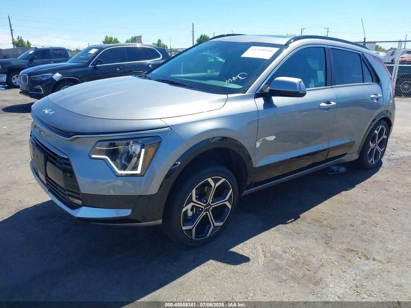 2025 Kia Niro VIN KNDCR3LE0S5237914 IAAI salvage auction — RIGHT FRONT, Salvage Title, sold $8,400 on 2026-07-29 (photo 2)