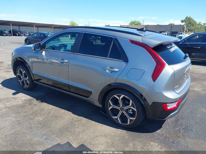 2025 Kia Niro VIN KNDCR3LE0S5237914 IAAI salvage auction — RIGHT FRONT, Salvage Title, sold $8,400 on 2026-07-29 (photo 3)