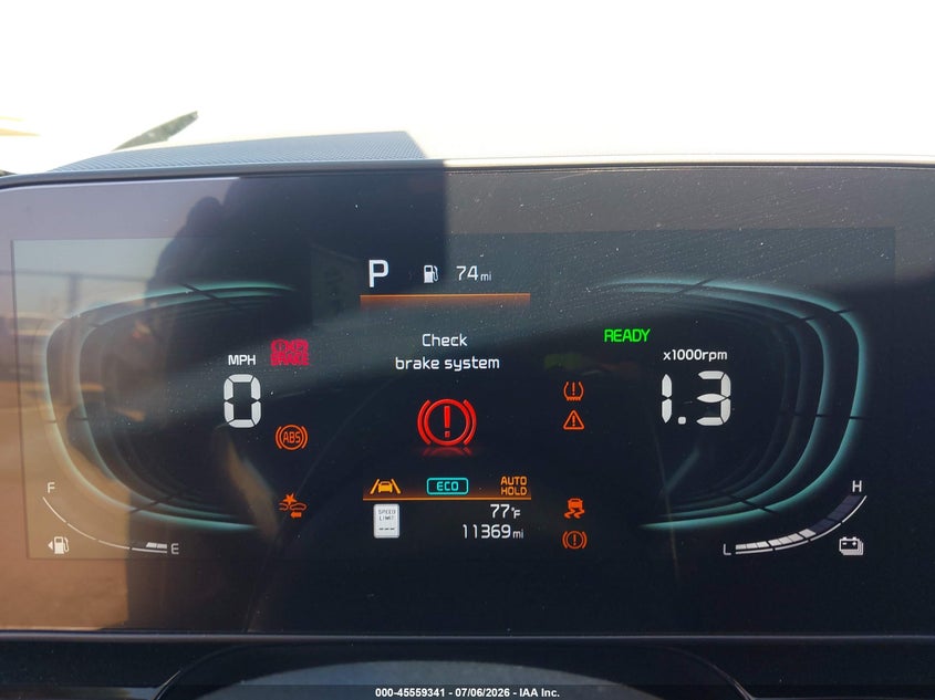 2025 Kia Niro VIN KNDCR3LE0S5237914 IAAI salvage auction — RIGHT FRONT, Salvage Title, sold $8,400 on 2026-07-29 (photo 7)