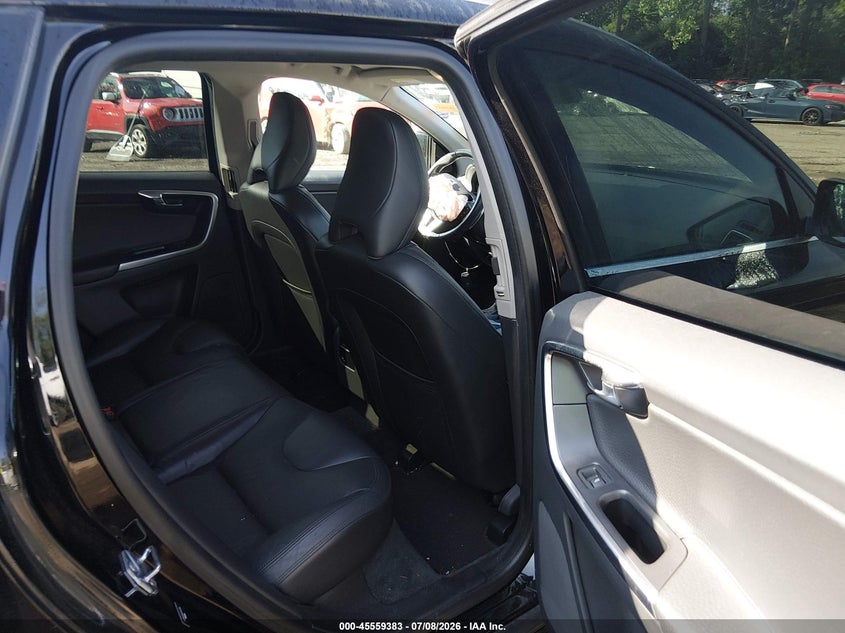 2014 Volvo Xc60 VIN YV4902DZ9E2543318 IAAI salvage auction — FRONT END, Wait Title, sold $1,850 on 2026-08-18 (photo 8)