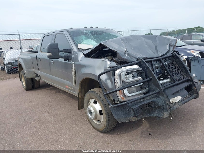 2025 Ford F350 VIN 1FT8W3DM4SED47563 IAAI salvage auction — FRONT END, Regular (South Dakota), sold $32,750 on 2026-09-08 (photo 1)