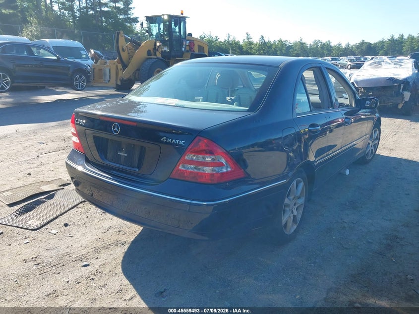 2007 Mercedes-benz C-klasse VIN WDBRF92H27F903091 IAAI salvage auction — FRONT END, Salvage (Massachusetts), sold $425 on 2026-08-14 (photo 4)