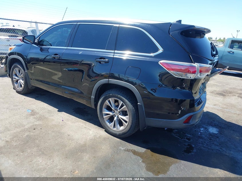 2015 Toyota Highlander VIN 5TDJKRFH2FS181043 IAAI salvage auction — RIGHT REAR, Salvage (California), sold $5,450 on 2026-07-22 (photo 3)