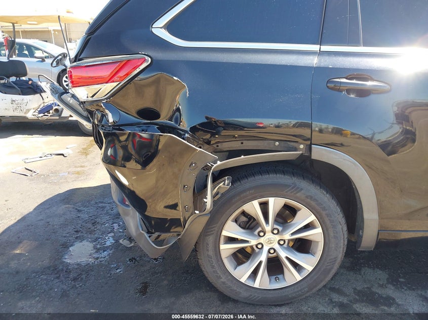 2015 Toyota Highlander VIN 5TDJKRFH2FS181043 IAAI salvage auction — RIGHT REAR, Salvage (California), sold $5,450 on 2026-07-22 (photo 6)