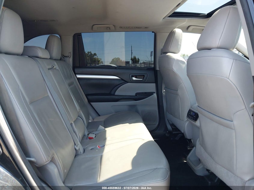 2015 Toyota Highlander VIN 5TDJKRFH2FS181043 IAAI salvage auction — RIGHT REAR, Salvage (California), sold $5,450 on 2026-07-22 (photo 8)