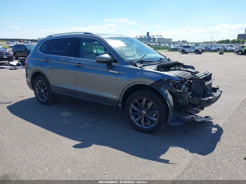 2022 Volkswagen Tiguan VIN 3VV2B7AX0NM111922 — IAAI salvage auction photo
