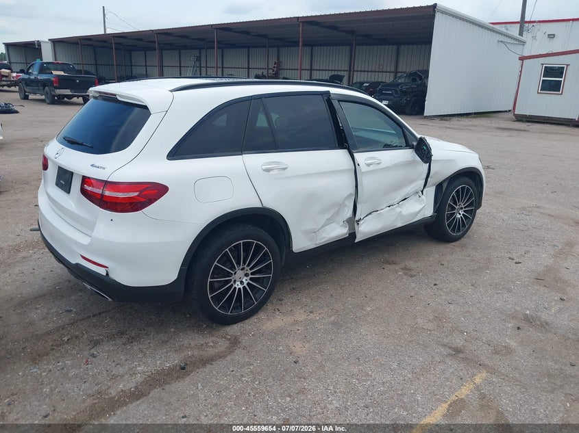 2019 Mercedes-benz Glc VIN WDC0G4KB9KV194609 IAAI salvage auction — RIGHT SIDE, Wait Title, sold $7,275 on 2026-08-19 (photo 4)