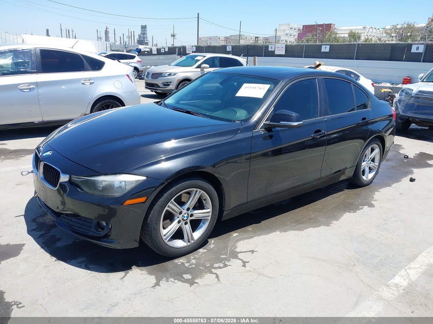 2014 BMW 3er VIN WBA3B1C57EP679412 IAAI salvage auction — RIGHT FRONT, Salvage Title, sold $1,200 on 2026-07-22 (photo 2)