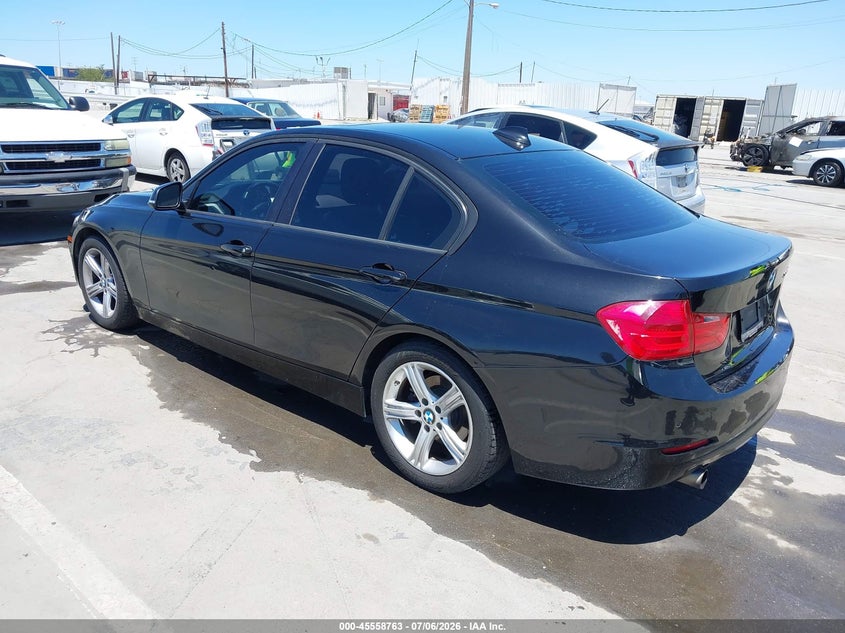 2014 BMW 3er VIN WBA3B1C57EP679412 IAAI salvage auction — RIGHT FRONT, Salvage Title, sold $1,200 on 2026-07-22 (photo 3)