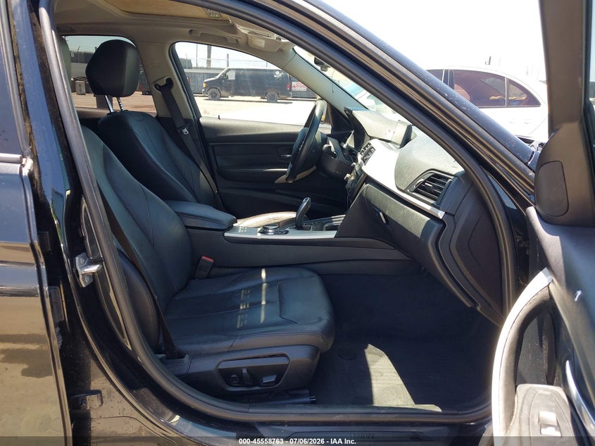 2014 BMW 3er VIN WBA3B1C57EP679412 IAAI salvage auction — RIGHT FRONT, Salvage Title, sold $1,200 on 2026-07-22 (photo 5)