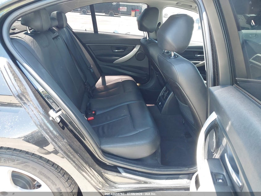 2014 BMW 3er VIN WBA3B1C57EP679412 IAAI salvage auction — RIGHT FRONT, Salvage Title, sold $1,200 on 2026-07-22 (photo 8)