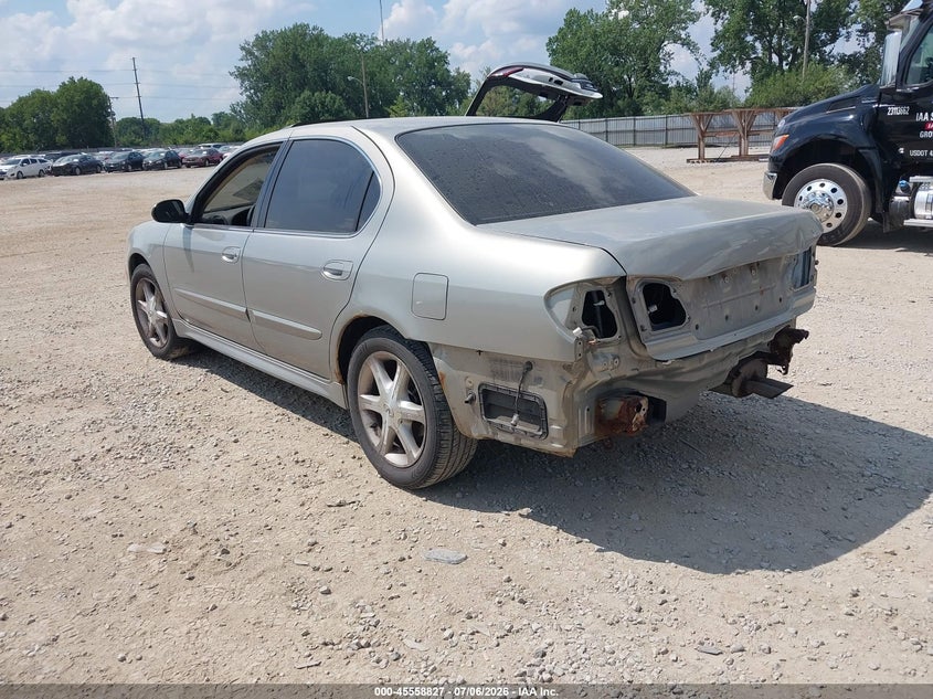 2004 Infiniti I35 VIN JNKDA31A44T205119 IAAI salvage auction — REAR END, Salvage (Ohio), sold $450 on 2026-07-16 (photo 3)