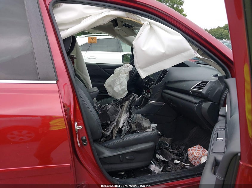 2020 Subaru Forester VIN JF2SKAXC0LH464048 IAAI salvage auction — BIO HAZARD, Mv-907A (New York), sold $25 on 2026-07-28 (photo 5)