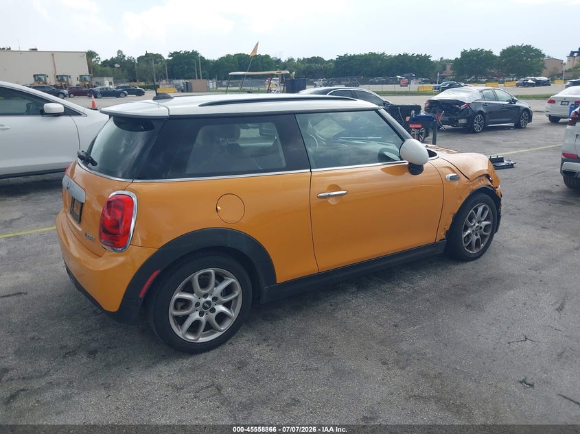 2015 Mini Hard top VIN WMWXM5C52F3A56813 IAAI salvage auction — RIGHT FRONT, Clear (Arizona), sold $875 on 2026-07-16 (photo 4)