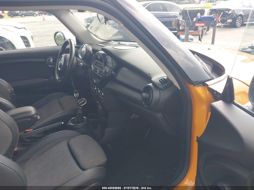 2015 Mini Hard top VIN WMWXM5C52F3A56813 IAAI salvage auction — RIGHT FRONT, Clear (Arizona), sold $875 on 2026-07-16 (photo 5)