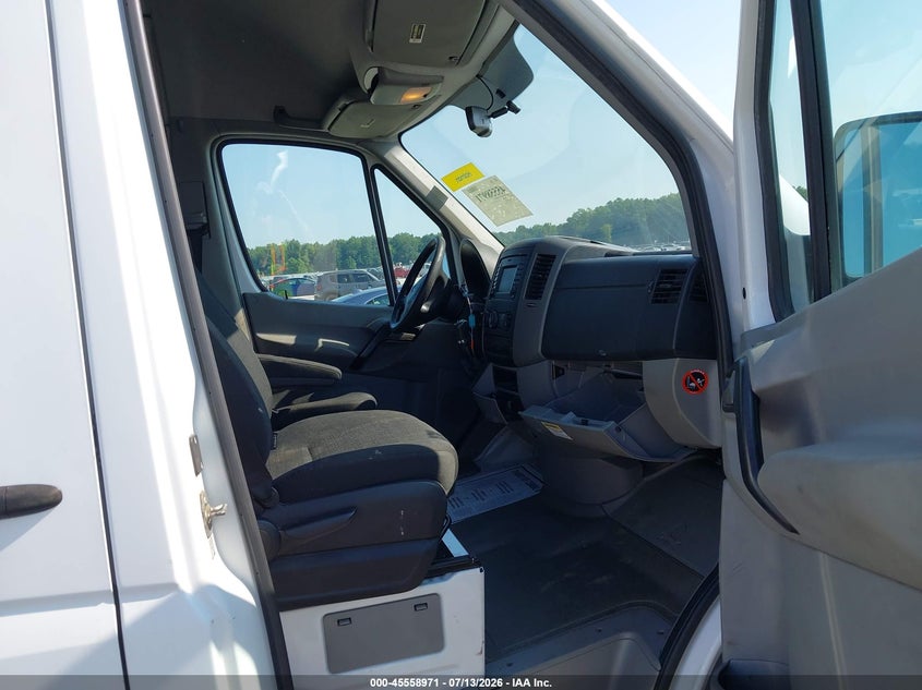 2016 Mercedes-benz Sprinter VIN WD3PE8DD3GP302096 IAAI salvage auction — RIGHT REAR, Clear (Colorado), sold $5,100 on 2026-07-23 (photo 5)