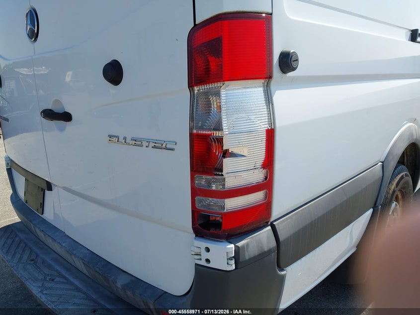 2016 Mercedes-benz Sprinter VIN WD3PE8DD3GP302096 IAAI salvage auction — RIGHT REAR, Clear (Colorado), sold $5,100 on 2026-07-23 (photo 6)