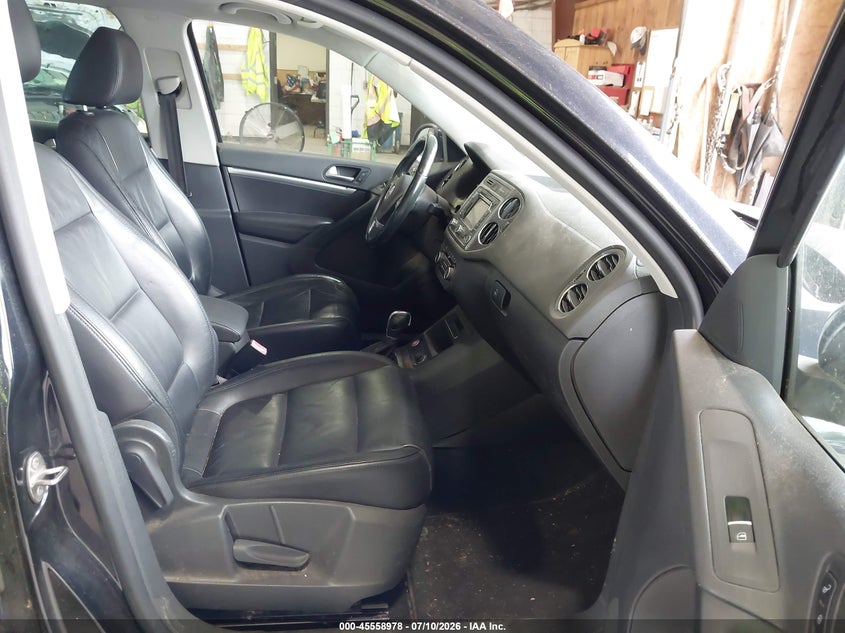 2012 Volkswagen Tiguan VIN WVGBV7AX9CW534237 IAAI salvage auction — NORMAL WEAR, Clear (New York), sold $400 on 2026-07-22 (photo 5)