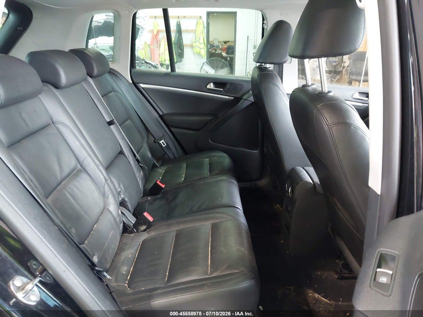 2012 Volkswagen Tiguan VIN WVGBV7AX9CW534237 IAAI salvage auction — NORMAL WEAR, Clear (New York), sold $400 on 2026-07-22 (photo 8)