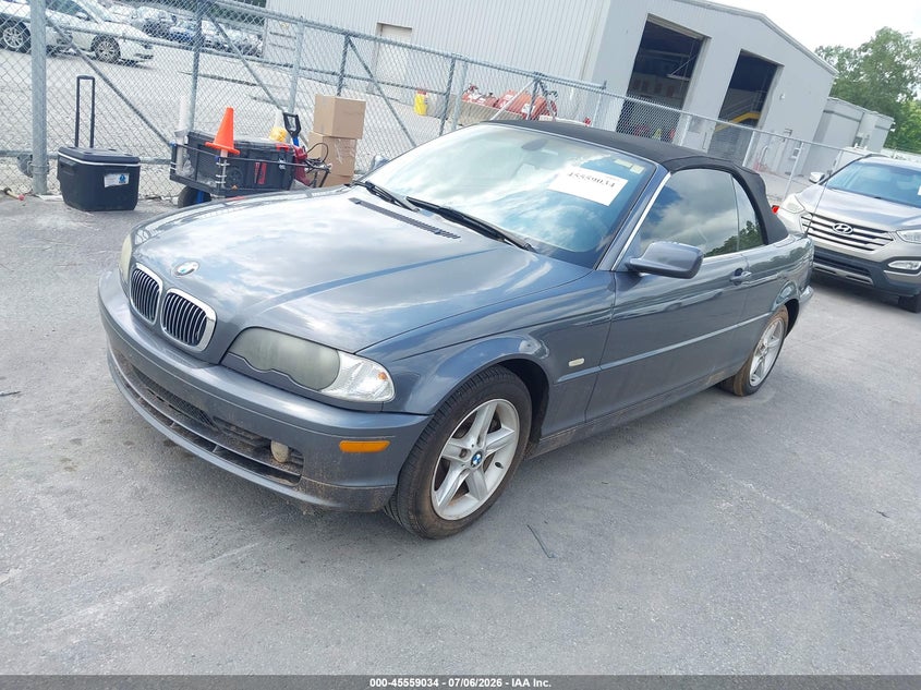 2003 BMW 3 series VIN WBABS33493PG89633 IAAI salvage auction — NORMAL WEAR, Repossession Paperwork (Georgia), sold $425 on 2026-08-05 (photo 2)