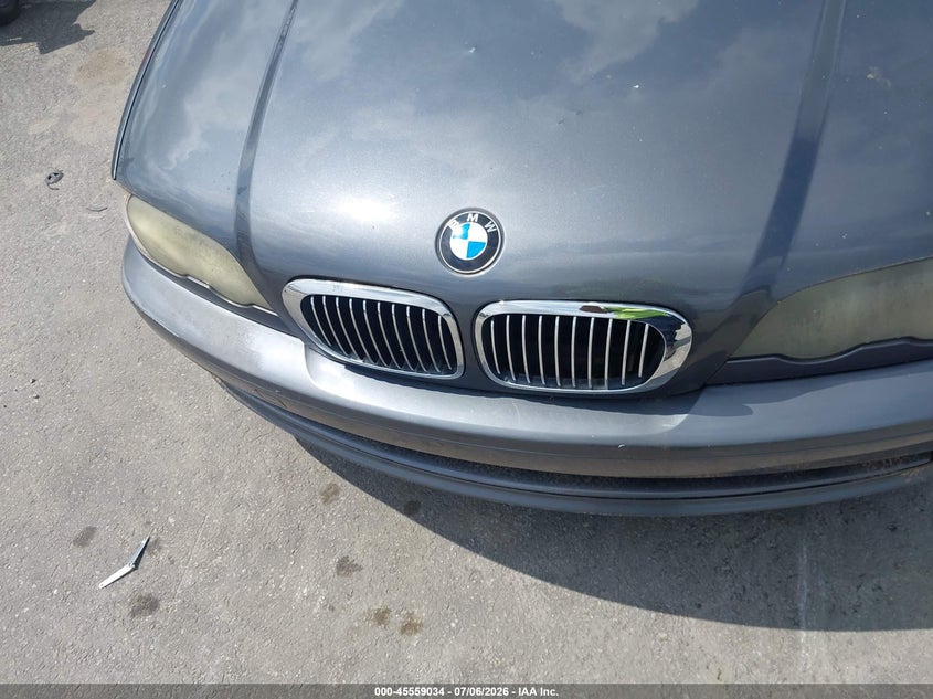 2003 BMW 3 series VIN WBABS33493PG89633 IAAI salvage auction — NORMAL WEAR, Repossession Paperwork (Georgia), sold $425 on 2026-08-05 (photo 6)