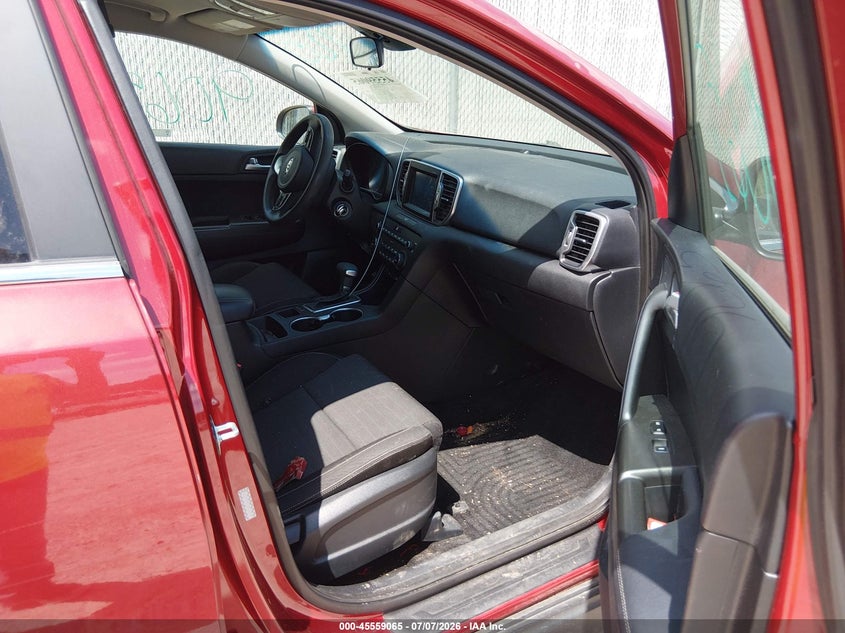 2019 Kia Sportage VIN KNDPMCAC2K7581993 IAAI salvage auction — FRONT END, Clear (Wisconsin), sold $2,625 on 2026-07-29 (photo 5)