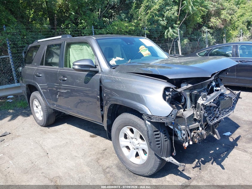 2020 Toyota 4runner VIN JTEBU5JR1L5827970 — IAAI salvage auction photo
