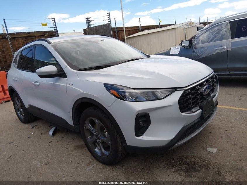 2025 Ford Escape VIN 1FMCU9NA0SUA42392 — IAAI salvage auction photo