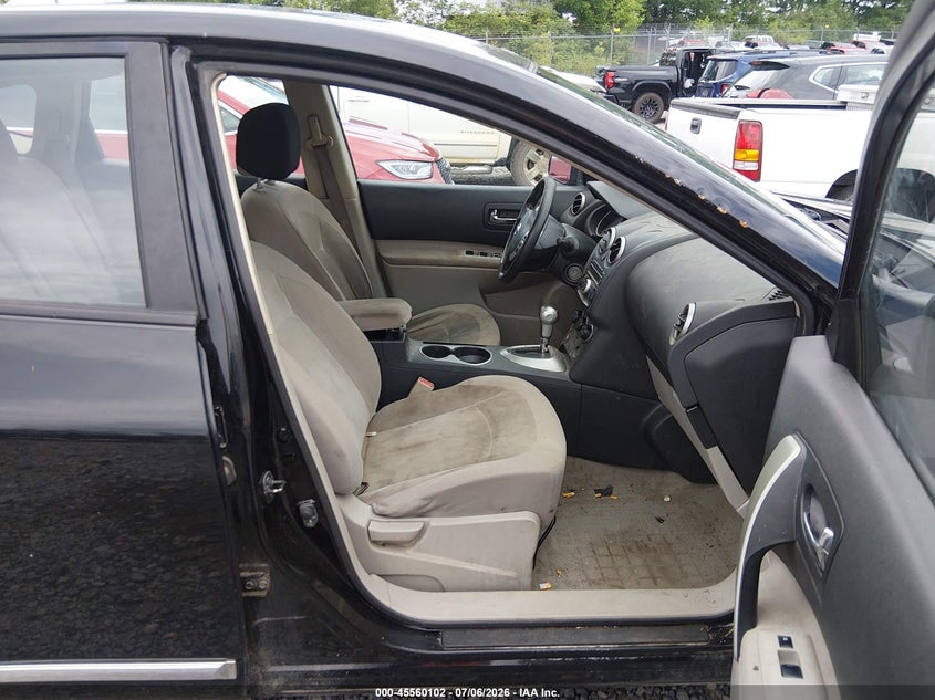 2011 Nissan Rogue sport VIN JN8AS5MV4BW257765 IAAI salvage auction — NORMAL WEAR, Clear (New Hampshire), sold $100 on 2026-07-29 (photo 5)